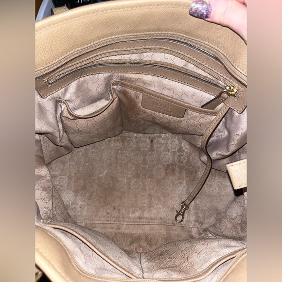 Michael Kors Purse - Picture 9 of 11